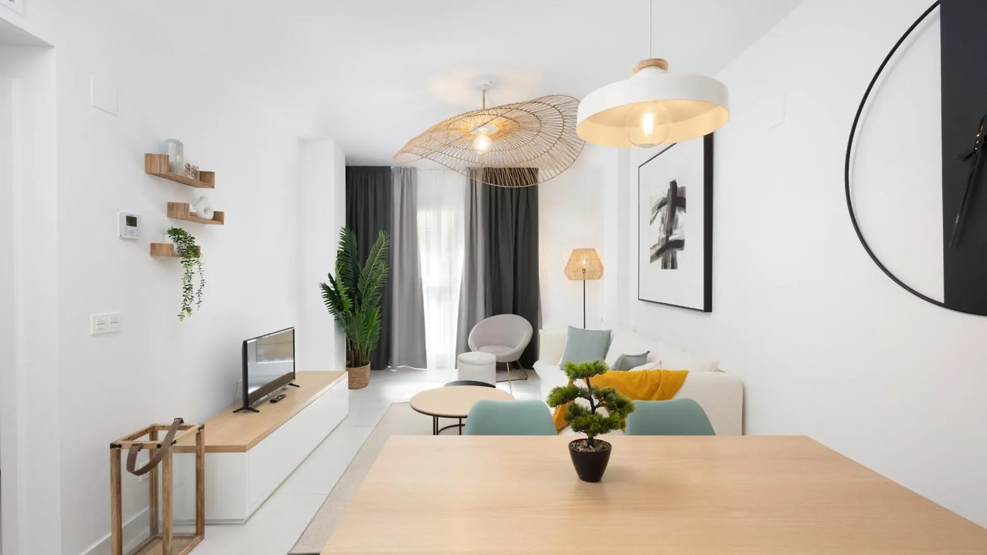 Urban Comfort - Pool & Parking kontakter