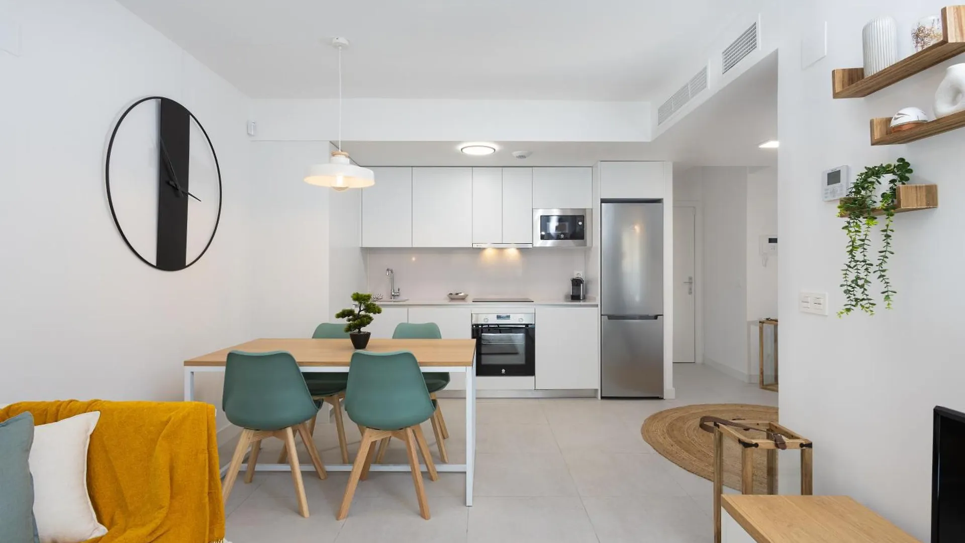 Apartman Urban Comfort - Pool & Parking Málaga Spanyolország